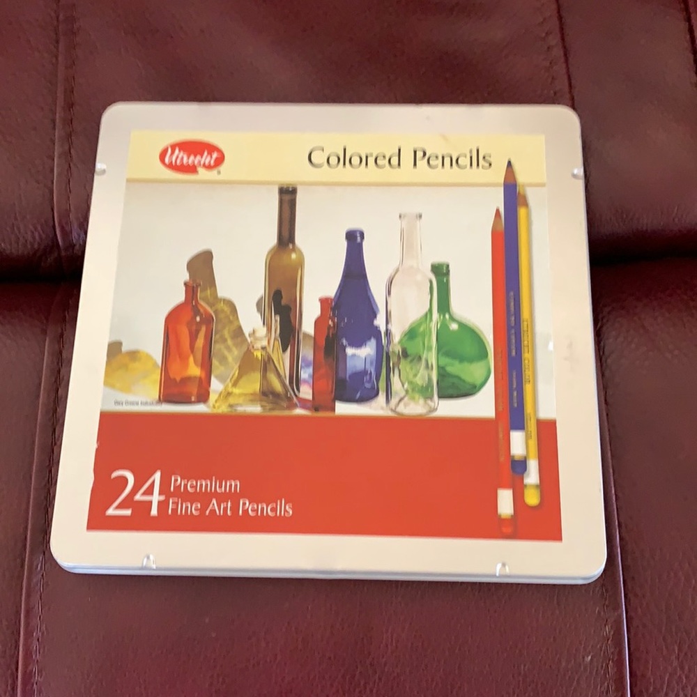 Utrecht colored pencils, set of NEW 24 pencils!